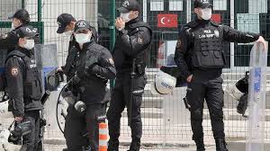 تركيا تعتقل 36 شخصا للاشتباه في صلتهم بتنظيم داعش...