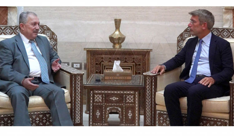 فياض التقى رئيس الوزراء السوري.. وهذا ما تم بحثه